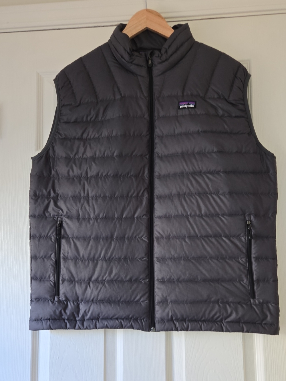 Patagonia Down Sweater Vest! EUC! Size Large!